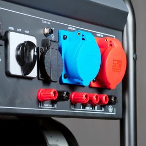 Бензиновый генератор FUBAG BS 7500 XD ES DUPLEX в Мурманске фото
