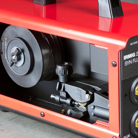 Полуавтомат сварочный FUBAG IRMIG 200 SYN FLUX в Мурманске фото