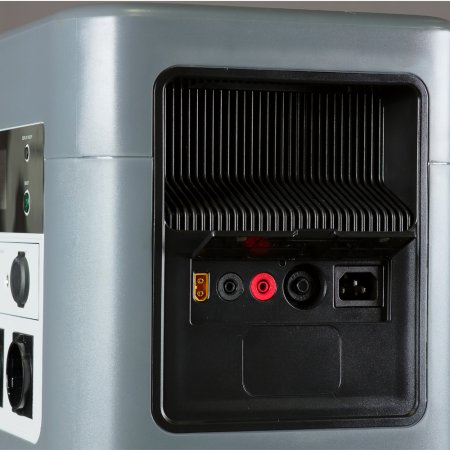 Портативная электростанция FUBAG AS 4800i (аккумулятор LiFePO4) в Мурманске фото