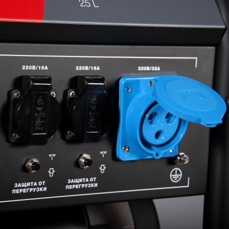 Бензиновый генератор с электростартером и коннектором автоматики FUBAG BS 7500 A ES в Мурманске фото