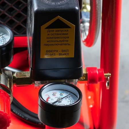 Компрессор безмасляный малошумный FUBAG Свободный Воздух (Free Air) 170/9/1.5 S в Мурманске фото