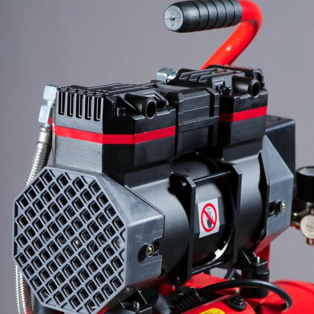 Компрессор безмасляный малошумный FUBAG Свободный Воздух (Free Air) 170/9/1.5 S в Мурманске фото